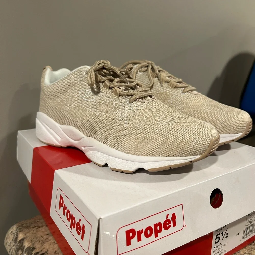 Propet Women’s Sneakers Extra Extra Wide (4E) Stability Fly Beige Shoe - Picture 2 of 4